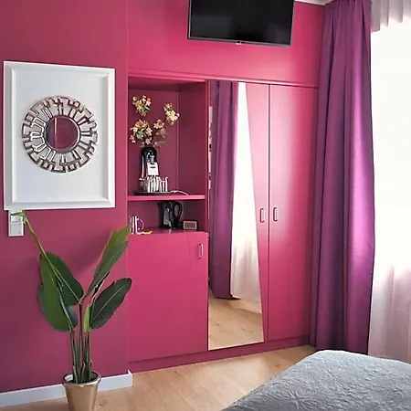 Hotel Boutique Sarah 4*