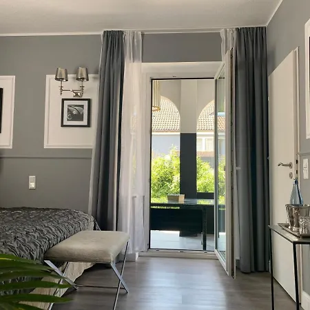 Boutique Sarah 4* Dusseldorf